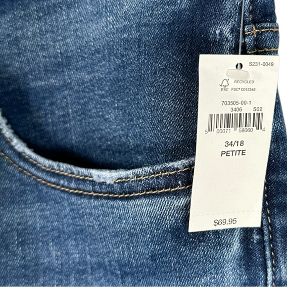 NWT Gap True Skinny Sky High Rise Medium Blue Raw Hem Jeans Size 34 18P Petite - Picture 7 of 8